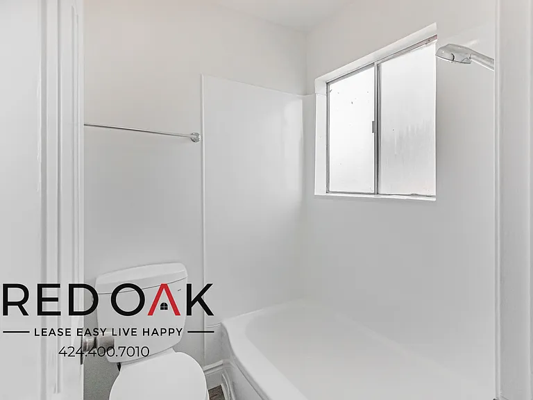 7466 Rosemead Blvd — Photo 10