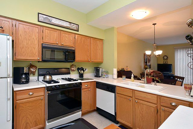 1st image of 2748 Odlum Dr #2748