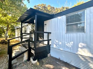 307 E Cates St #600, Bridgeport, TX 76426