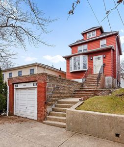 1468 Bay St, Staten Island, NY, 10305