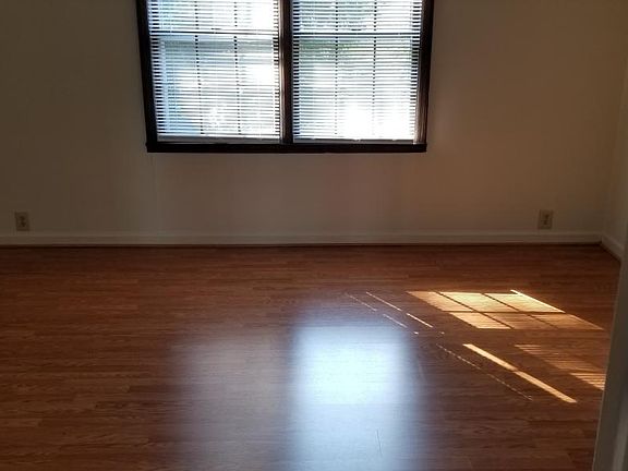 2nd image of 836 Highland Ave NW