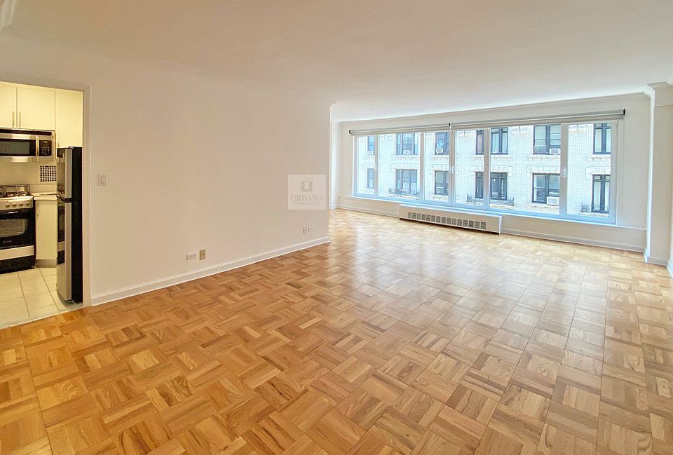 1st image of 200 Central Park S APT 14K