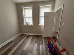 2141 W Armitage Ave, Chicago, IL 60647