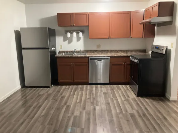406 17th St Nw, 406 17th St NW APT 16, Mandan, ND 58554