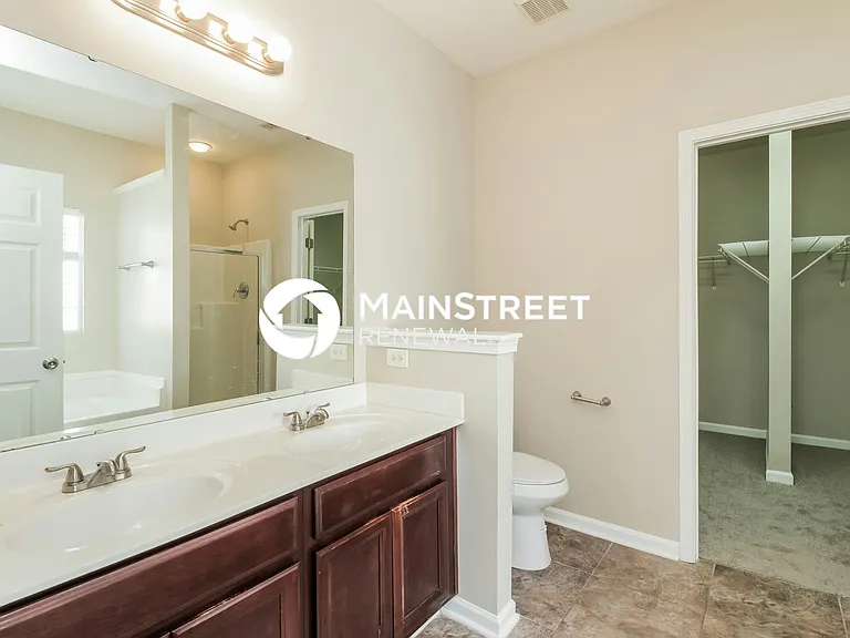 Main Bathroom