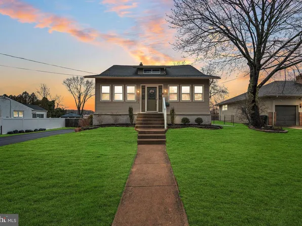 1123 Walnut Ave, Woodbury Heights, NJ 08097