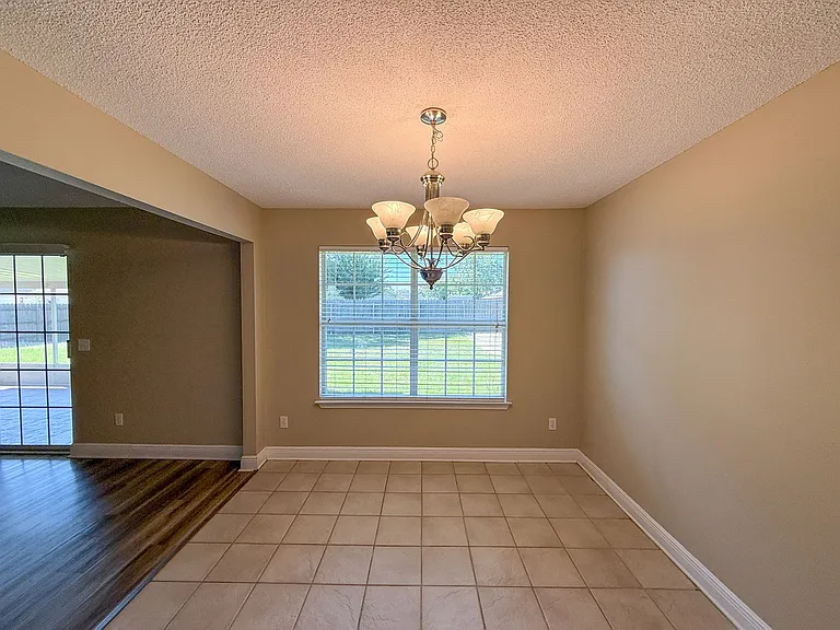 1519 Sandcliff Dr — Photo 6