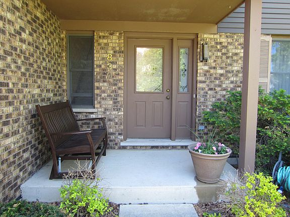 2nd image of 830 S Parkplace Dr
