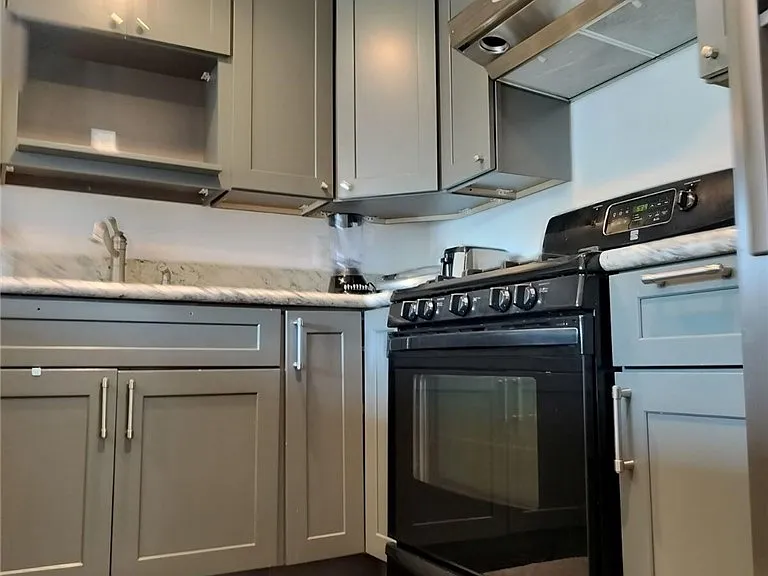 1301 Wheaton Way — Photo 7