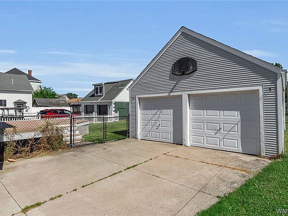 5th image of 90 Keever Ave