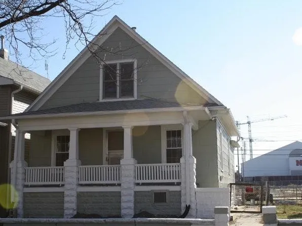 1139 Charleston St, Lincoln, NE 68508