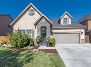 2344 N Duke St, Visalia, CA 93291