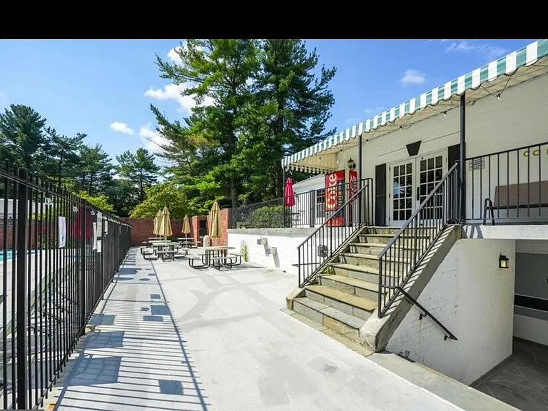 7600 Tremayne Pl #107 — Photo 14