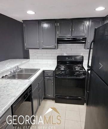 5th image of 108 Governors Dr