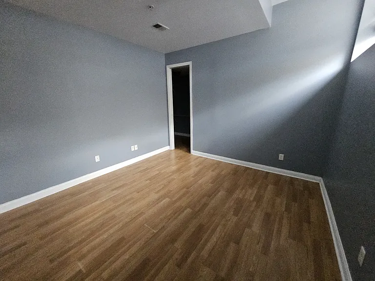 255 Warner St #LL-3 — Photo 6