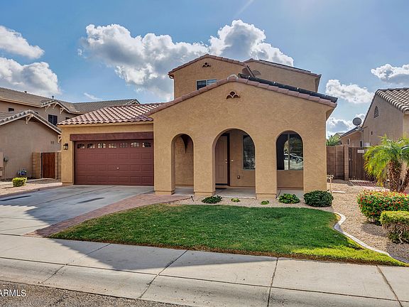 3rd image of 15925 W MAUNA LOA Lane