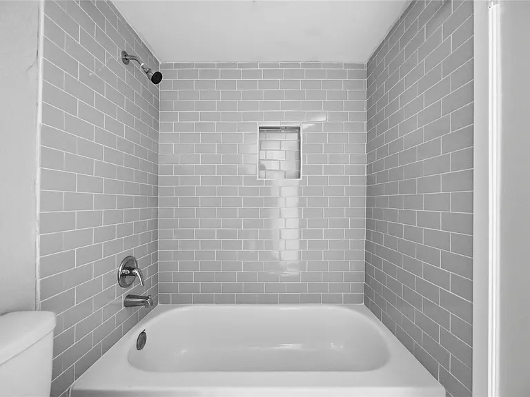 6201 Beverlyhill St #30 — Photo 20