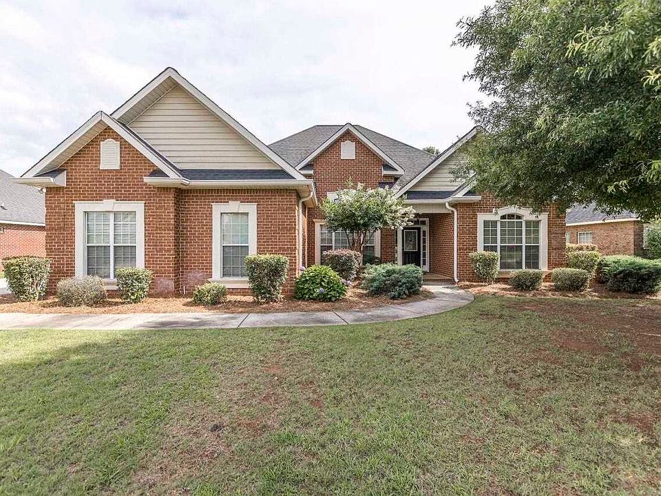 1st image of 319 Rose Hill Dr