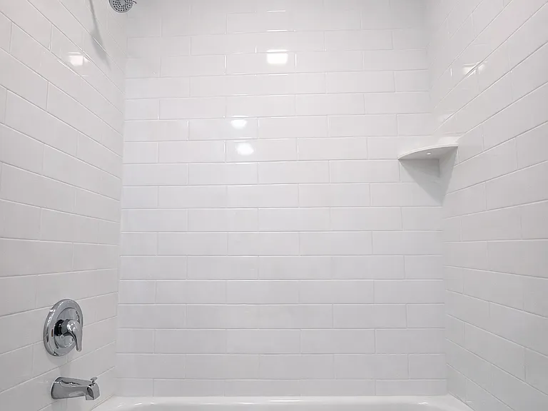 Cedar Crest Apartments — Photo 9