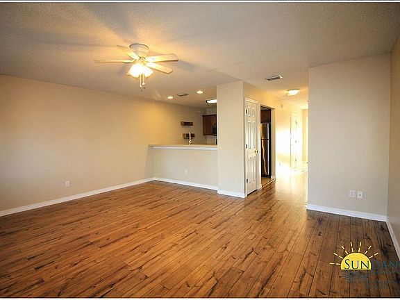 4th image of 111 Glory Pl NW #A