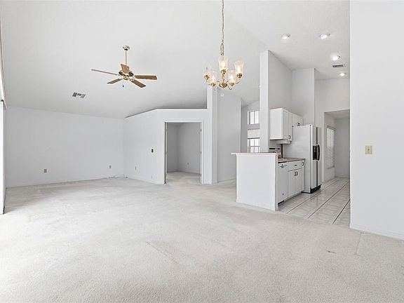 5th image of 5301 El Cerro Dr