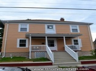 20 Richard St, Cranston, RI 02910