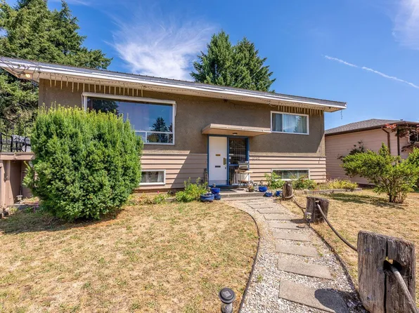4732 Oakridge Dr, Courtenay, BC V9N 6A8