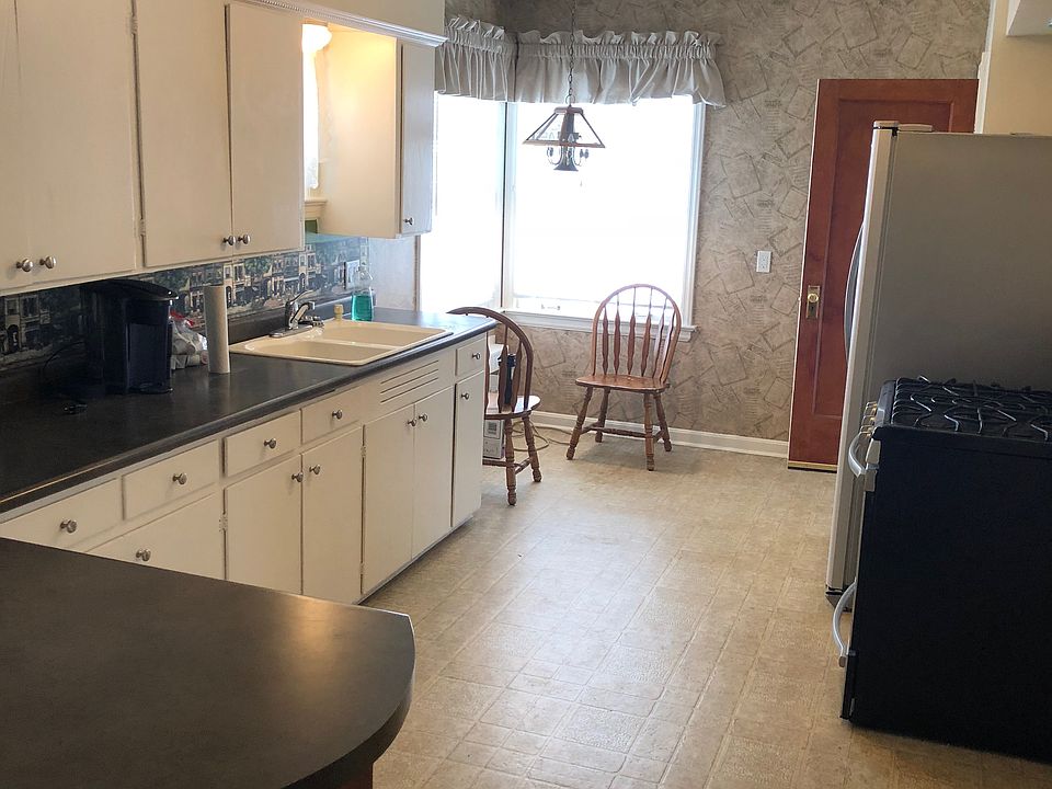 2nd image of 4615 W Morgan Ave