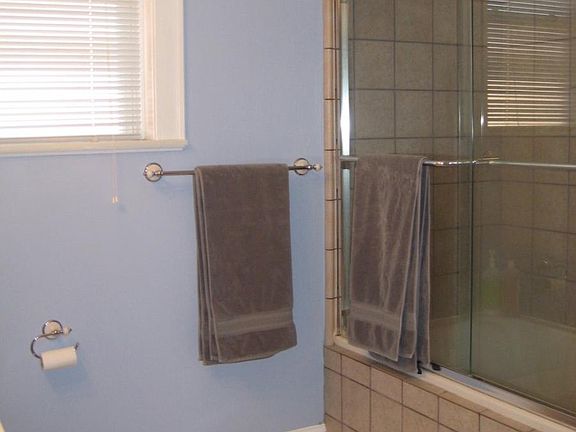 2nd image of 1019 Claytonia Ter Floor 2