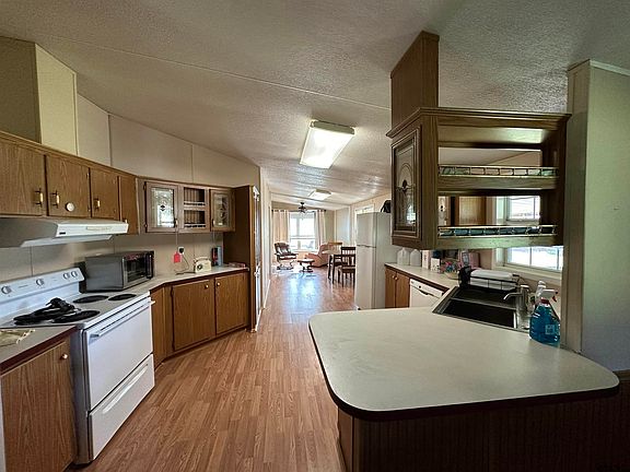 4th image of 7860 State Highway 204 E