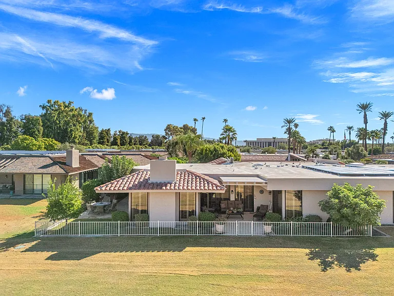 10 Whittier Ct — Photo 14