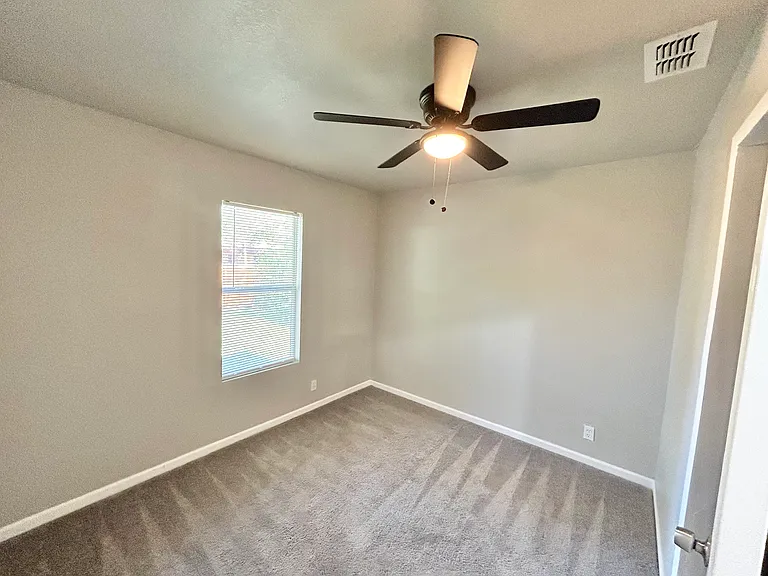 3123 Weir Ave — Photo 13
