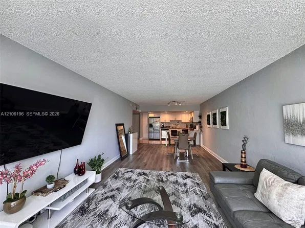 19370 Collins Ave APT 225, Sunny Isles Beach, FL 33160