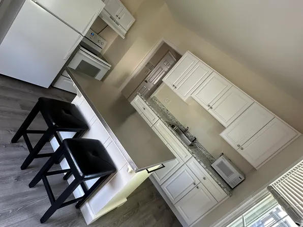 (undisclosed Address), Enfield, CT 06082