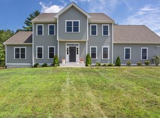 30 Rifleman Way, Uxbridge, MA 01569