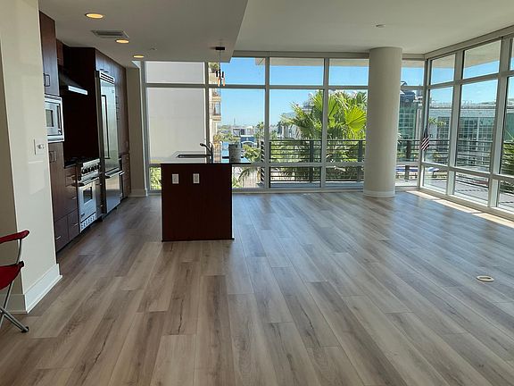 3rd image of 1208 E Kennedy Blvd #1004E