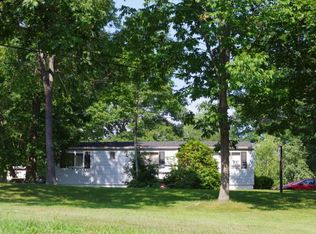 34 Caincrest Rd, York, ME 03909