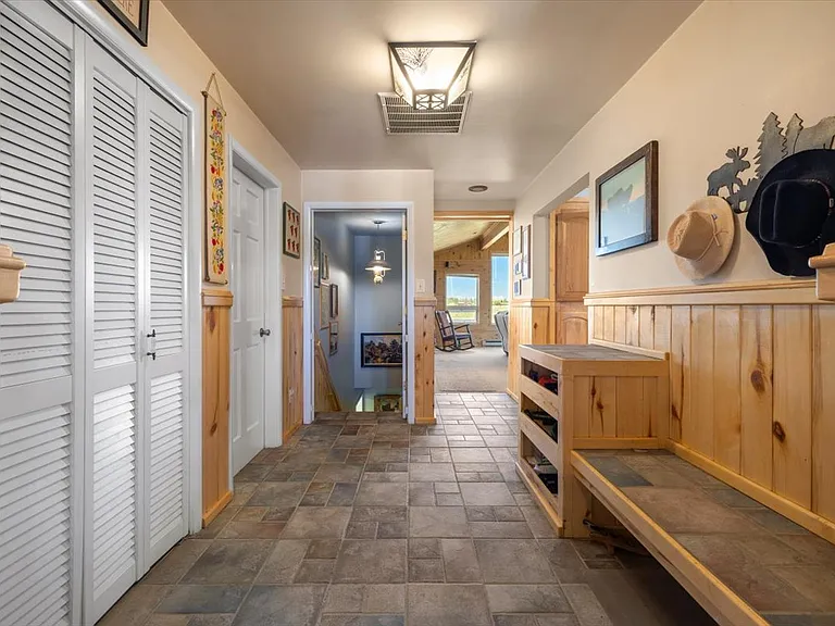 7705 N H C Dr — Photo 29