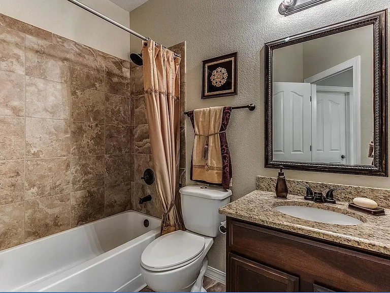 2064 Robert Minnie Pl — Photo 18