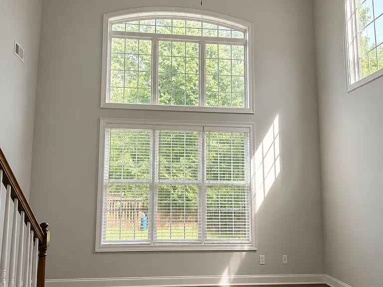 2698 Chamberlain Ct — Photo 3