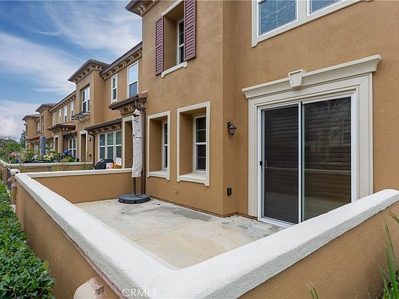 3rd image of 10510 Maple Ln