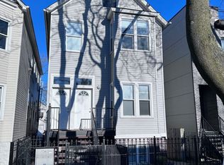 1819 N Washtenaw Ave, Chicago, IL 60647