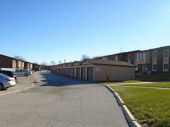 4th image of 429 S Cottage Grove Ave