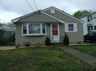 864 Central Ave, Pawtucket, RI 02861