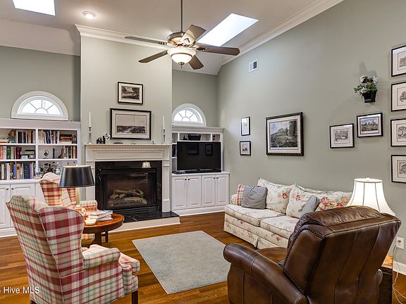 5th image of 8859 Smithfield Drive NW