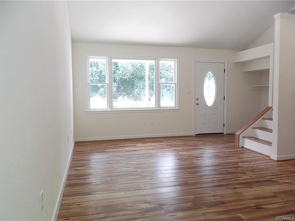 2nd image of 3909 Elsie Dr