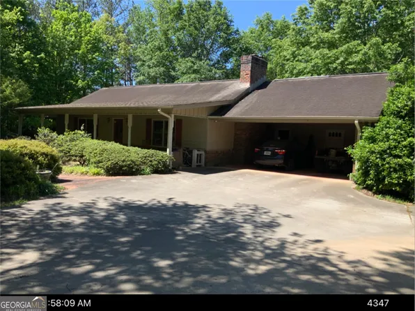 211 Appalachian Cir, Talking Rock, GA 30175