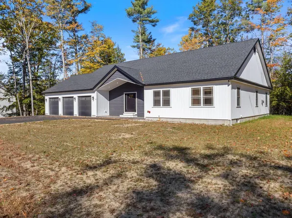 90 Green Acres Drive, Buxton, ME 04093