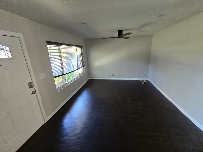 8432 El Arroyo Dr — Photo 3