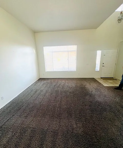 42219 Brighton St — Photo 3